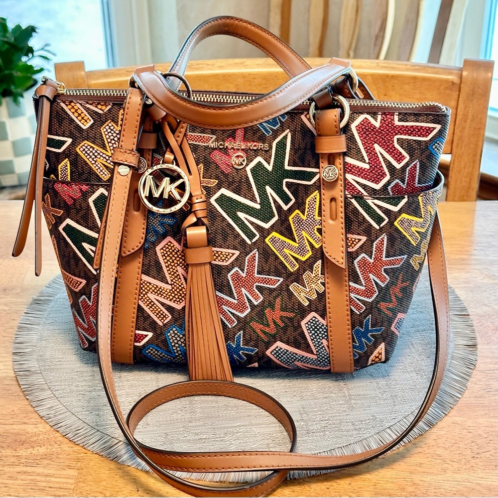 Michael Kors Signature Sullivan Small Convertible Top Zip Tote Bag LIKE NEW!!